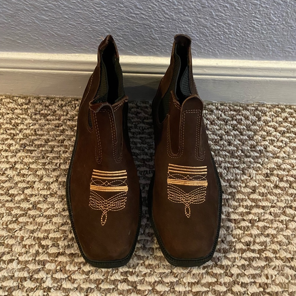Suede boots